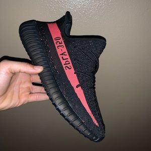 Yeezy boost 350 V2